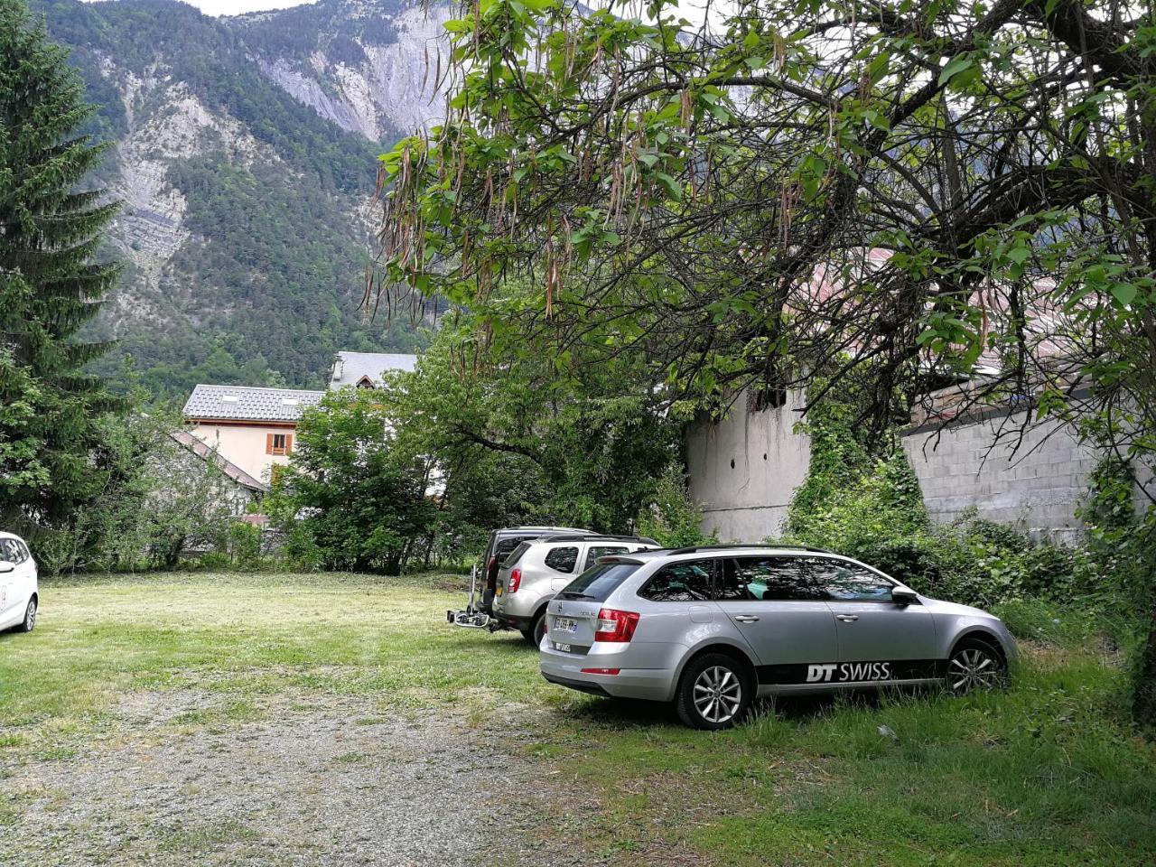 Sport'Hotel - Residence De Milan Le Bourg-dʼOisans Dış mekan fotoğraf